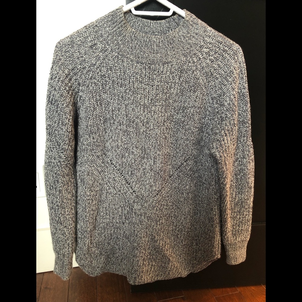 Dex soft marked grey sweater